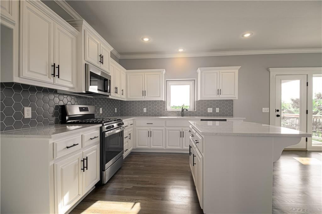 11821 N Bellaire Avenue — photo 11