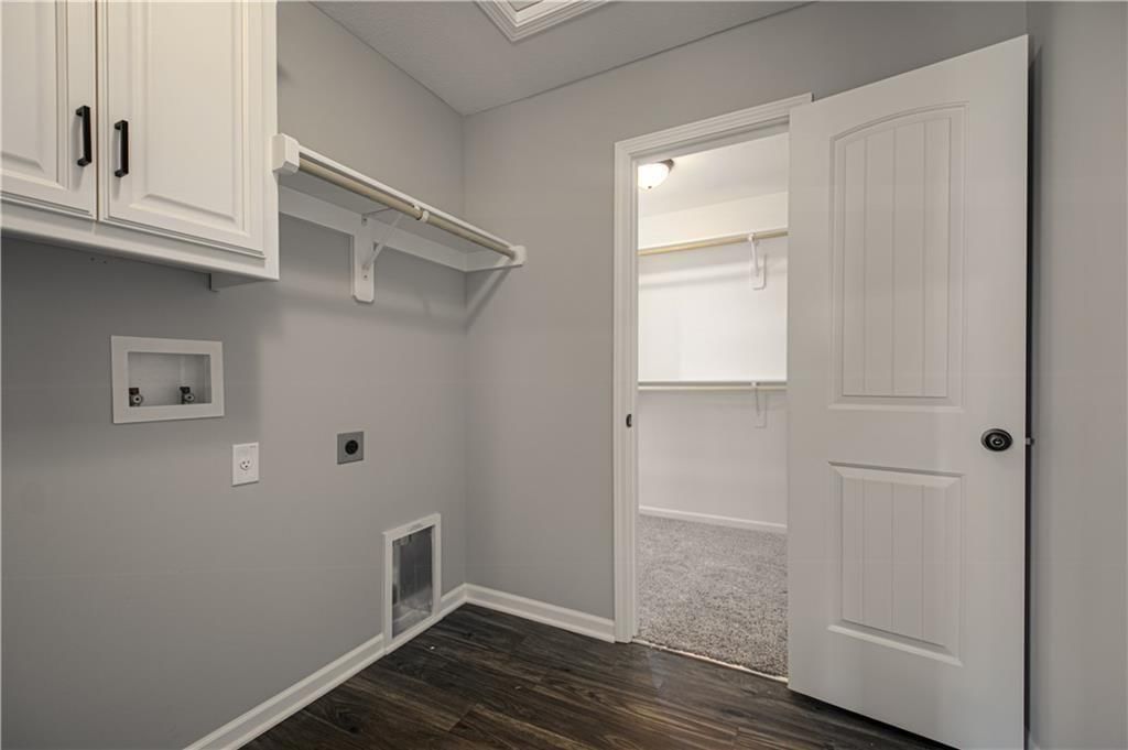 11821 N Bellaire Avenue — photo 17