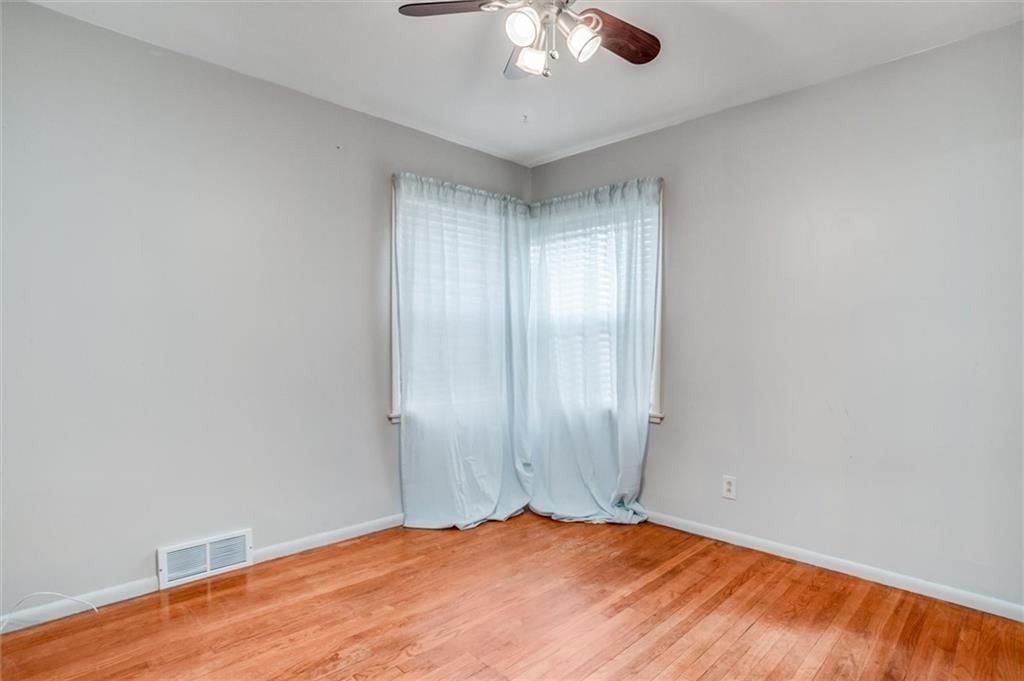 6601 Craig Street — photo 10