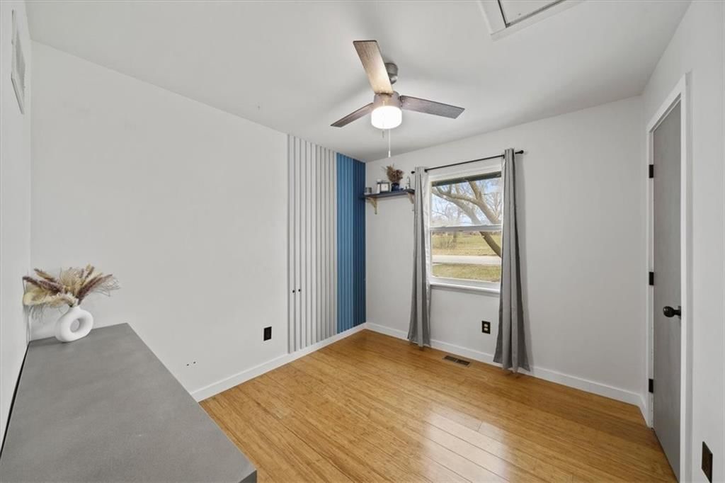 7924 N Main Street — photo 7