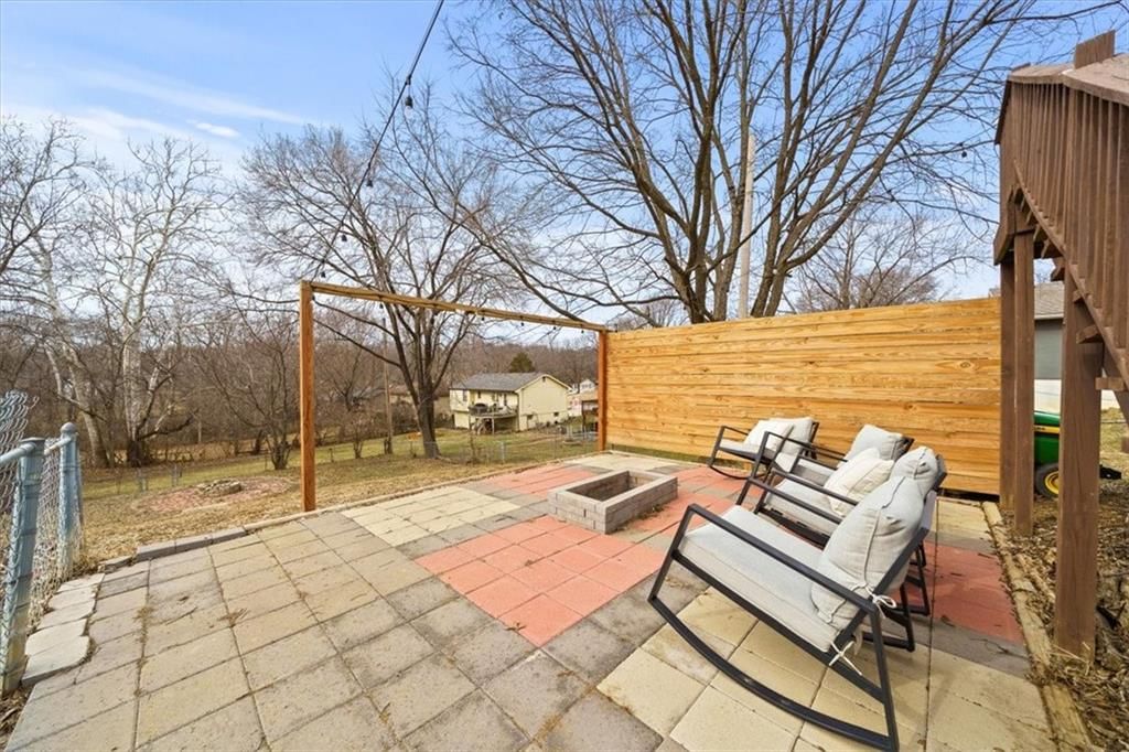 7924 N Main Street — photo 14