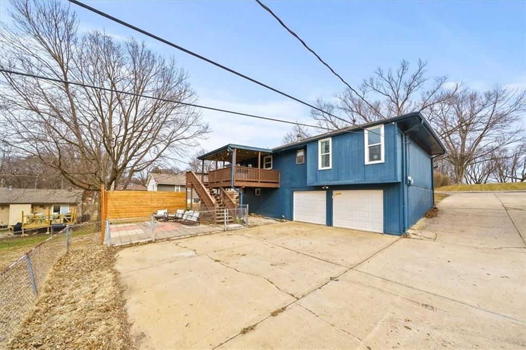 7924 N Main Street — photo 15