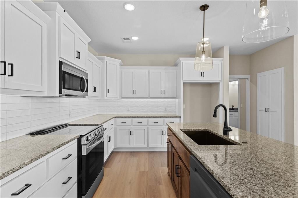 2500 Windmill Drive — photo 13