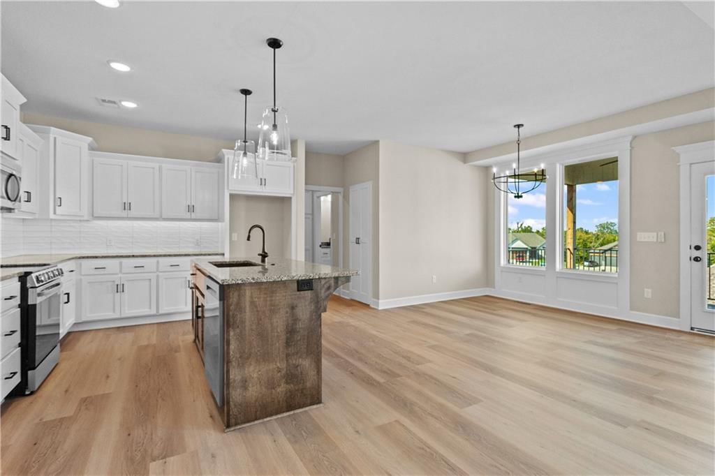 2500 Windmill Drive — photo 15