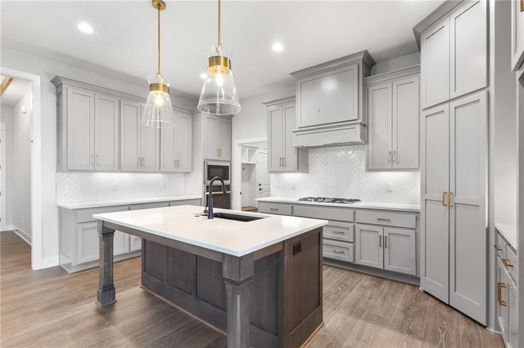 1128 SW Whitby Drive — photo 12