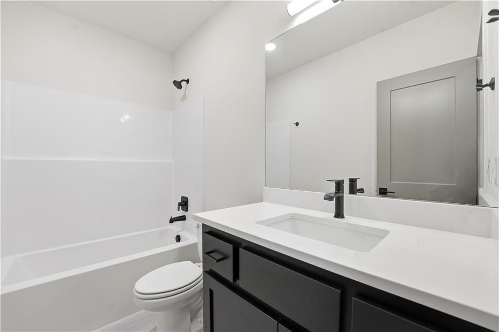 8400 NW 90th Street — photo 7