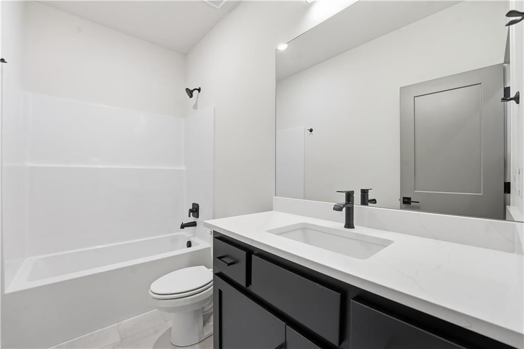 8400 NW 90th Street — photo 32