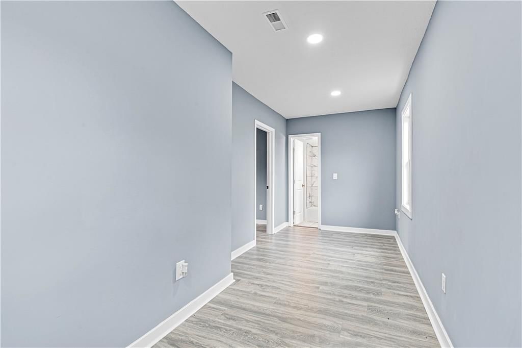 3094 N 18th Street — photo 15