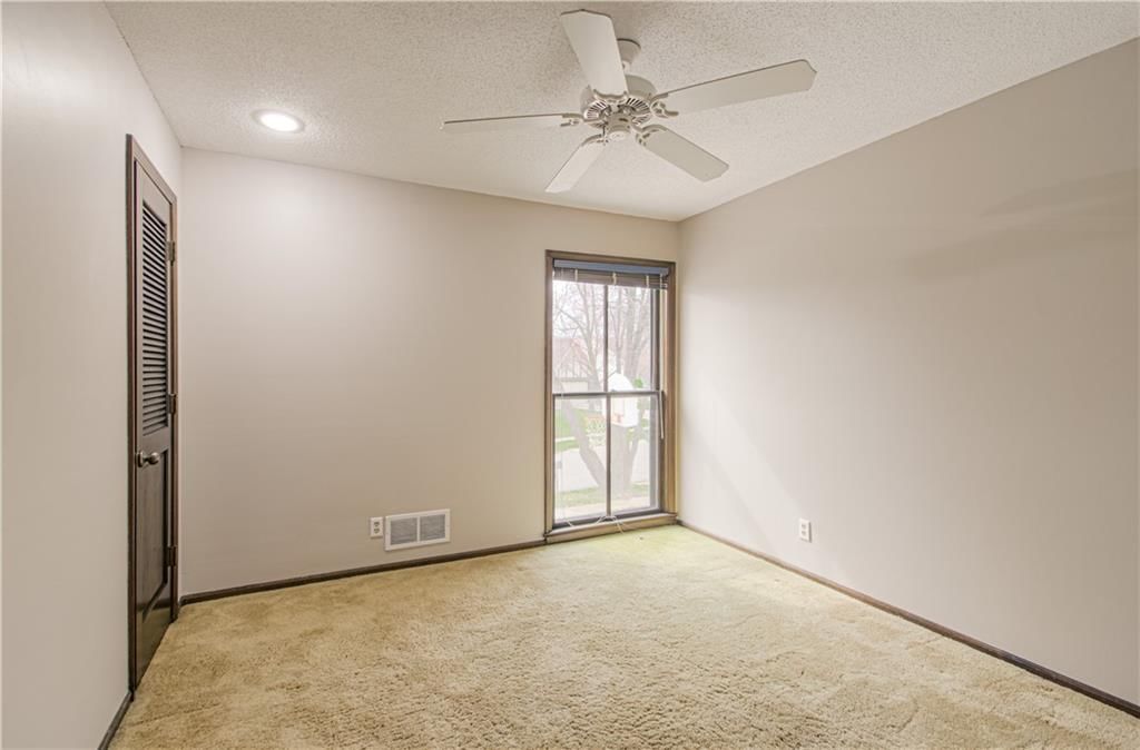 11912 Charlotte Street — photo 18