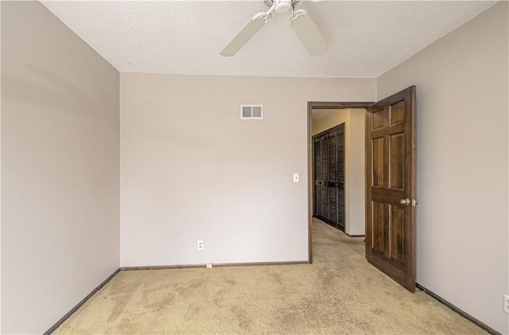 11912 Charlotte Street — photo 19