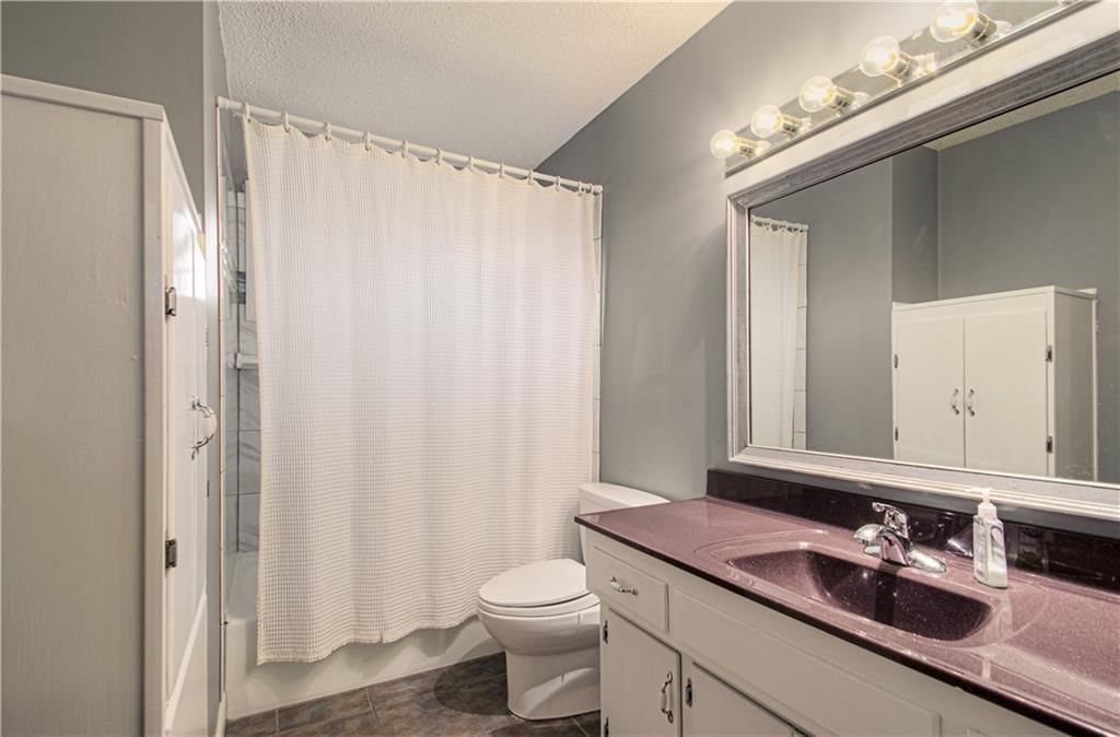 11912 Charlotte Street — photo 24