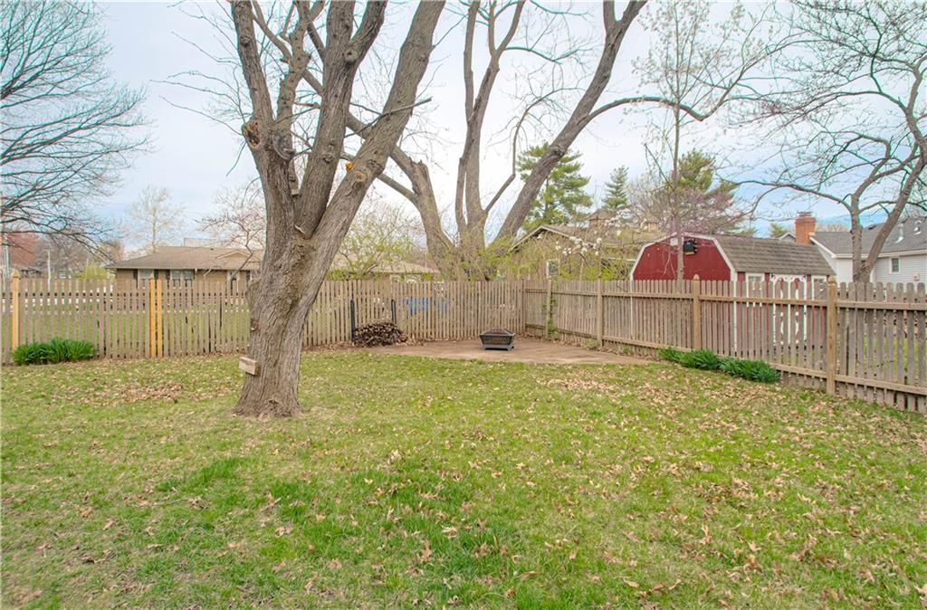 11912 Charlotte Street — photo 31