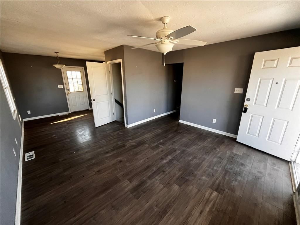 7501 E 49th Terrace — photo 6