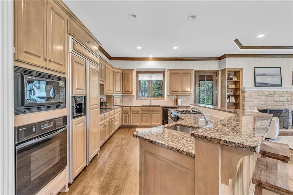 2135 W 116th Street — photo 11
