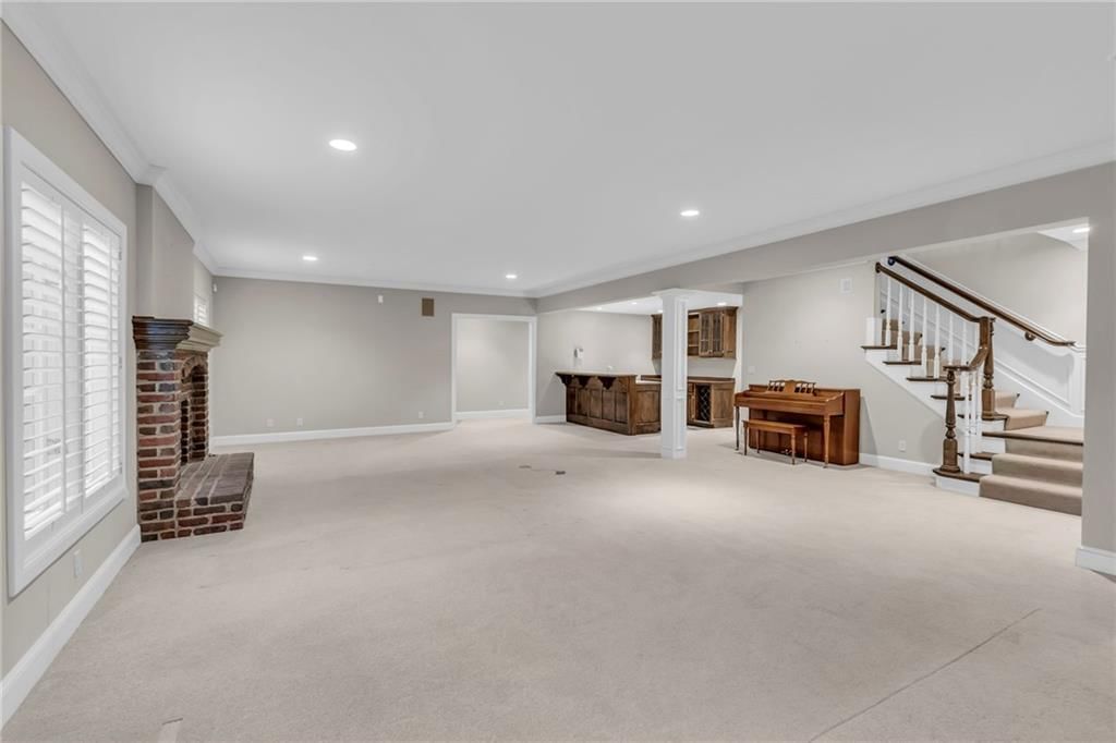 2135 W 116th Street — photo 25