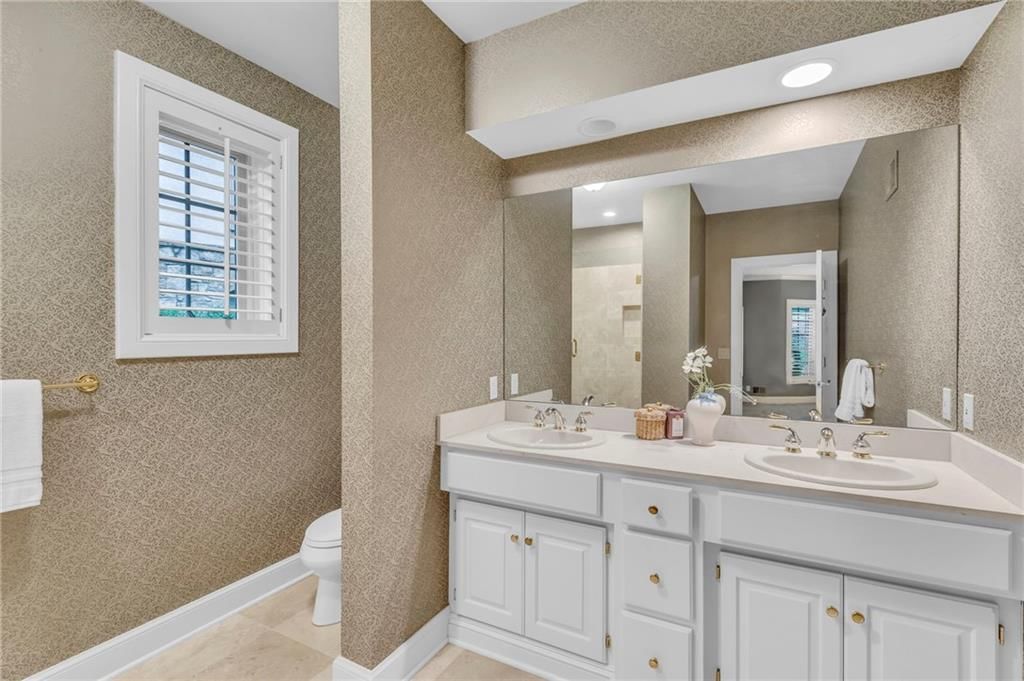 2135 W 116th Street — photo 29