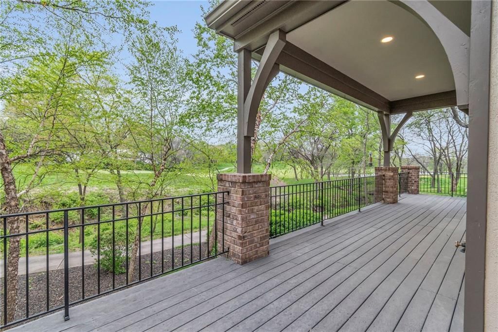 2135 W 116th Street — photo 35