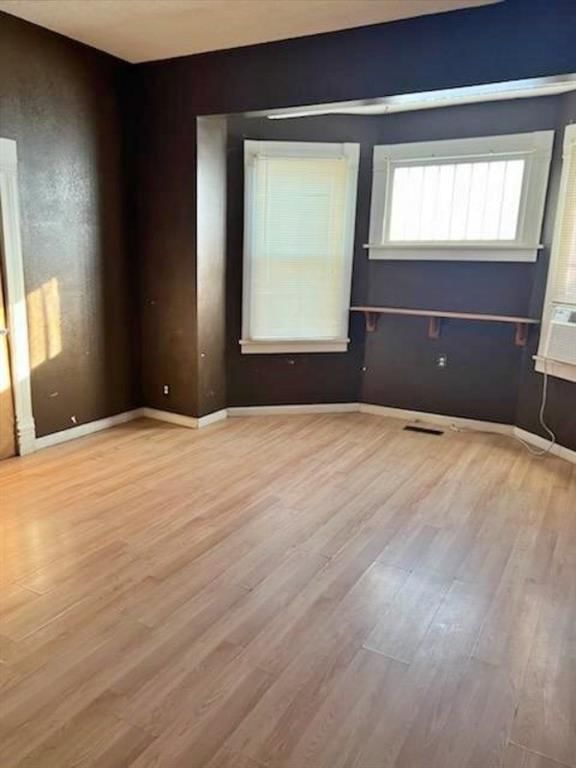 611 N Walnut Street — photo 5