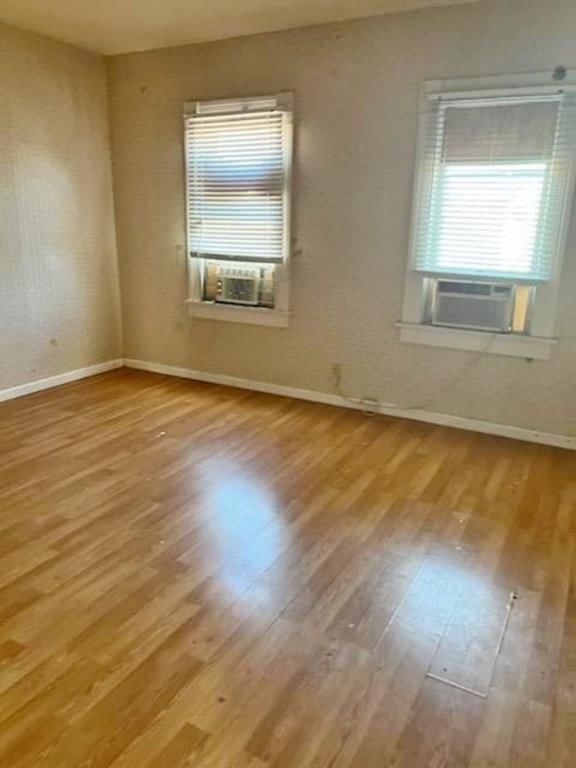 611 N Walnut Street — photo 9