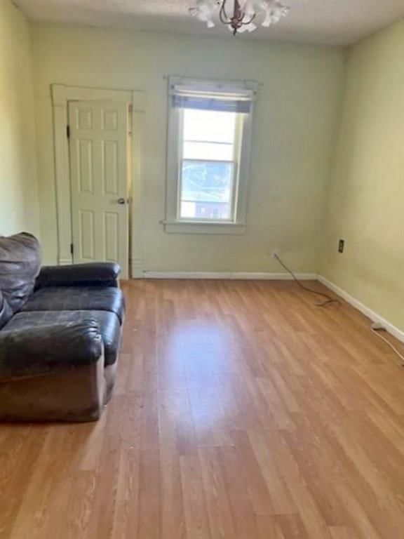 611 N Walnut Street — photo 10