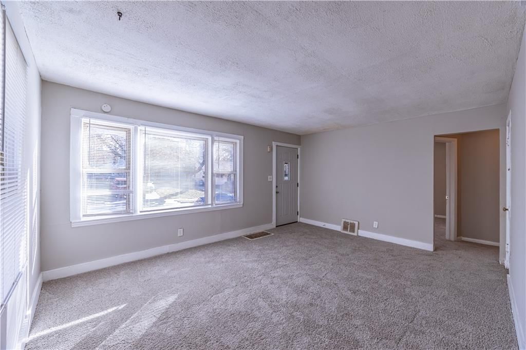 7424 Bellefontaine Avenue — photo 6