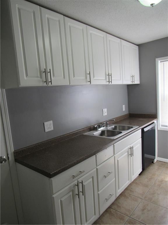 11004 Cambridge Avenue — photo 11