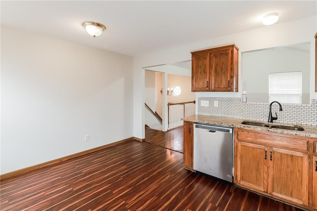 Photo 9 of 22 - 20229 E 17TH STREET Court