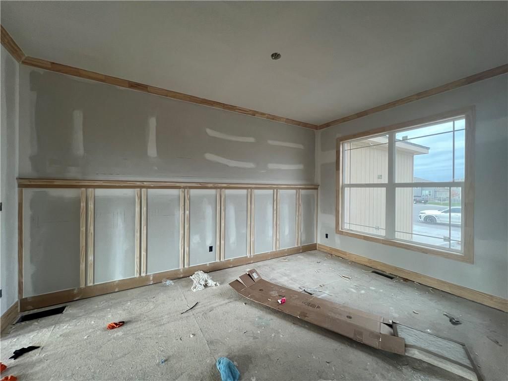 19033 W 169th Place — photo 2