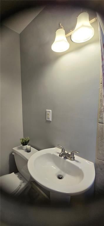 7005 N Baltimore Avenue — photo 40