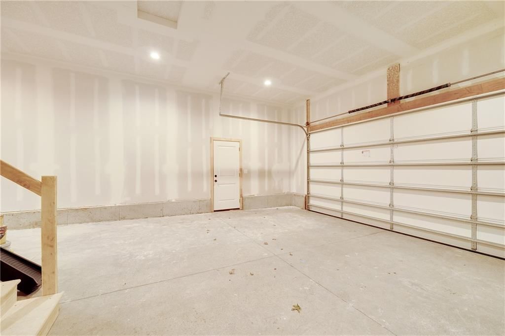 1512 Country Club Drive — photo 5