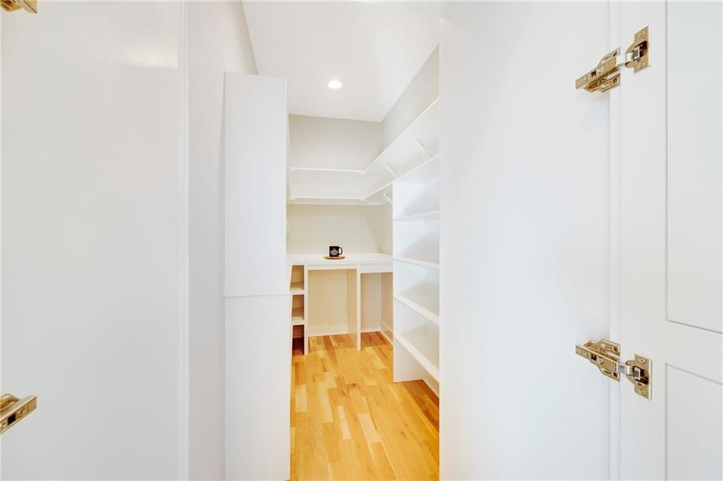 1512 Country Club Drive — photo 15