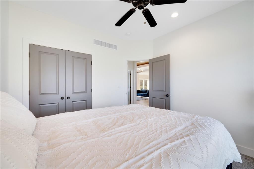 1512 Country Club Drive — photo 25