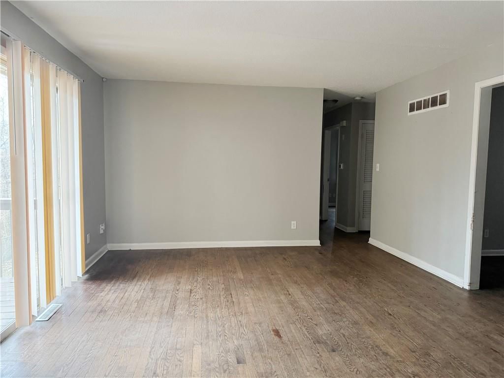 8618 E 32nd Street — photo 3