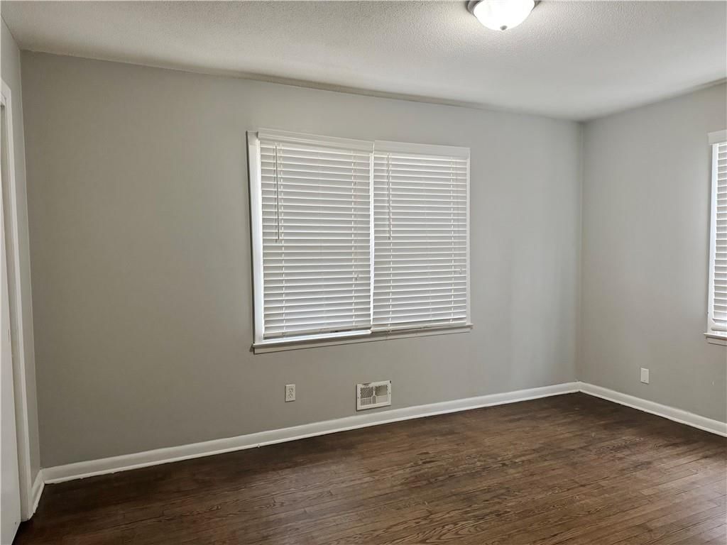 8618 E 32nd Street — photo 9