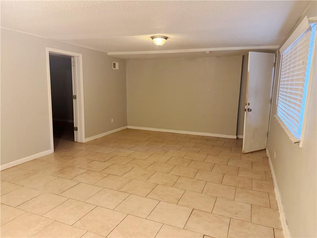 8618 E 32nd Street — photo 14