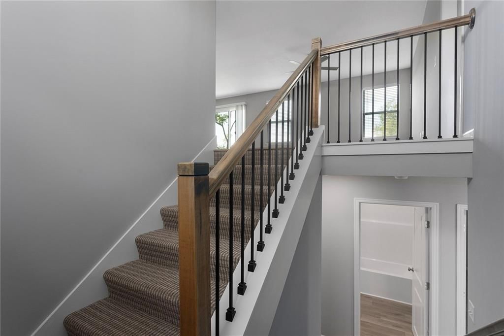 506 Foxglove Lane — photo 4