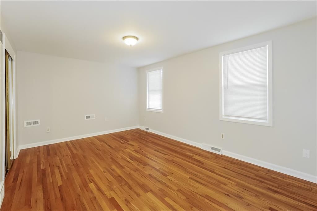 5642 N Tullis Avenue — photo 14
