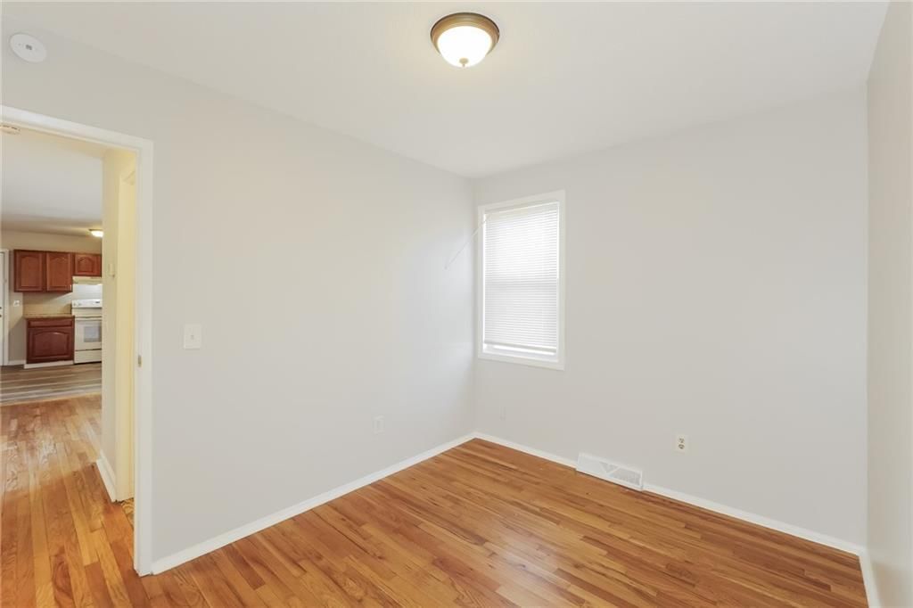 5642 N Tullis Avenue — photo 20