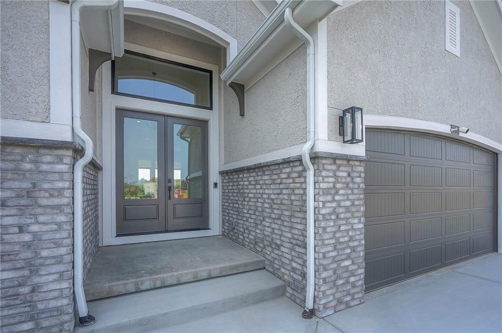 9000 N Clarion Avenue — photo 3