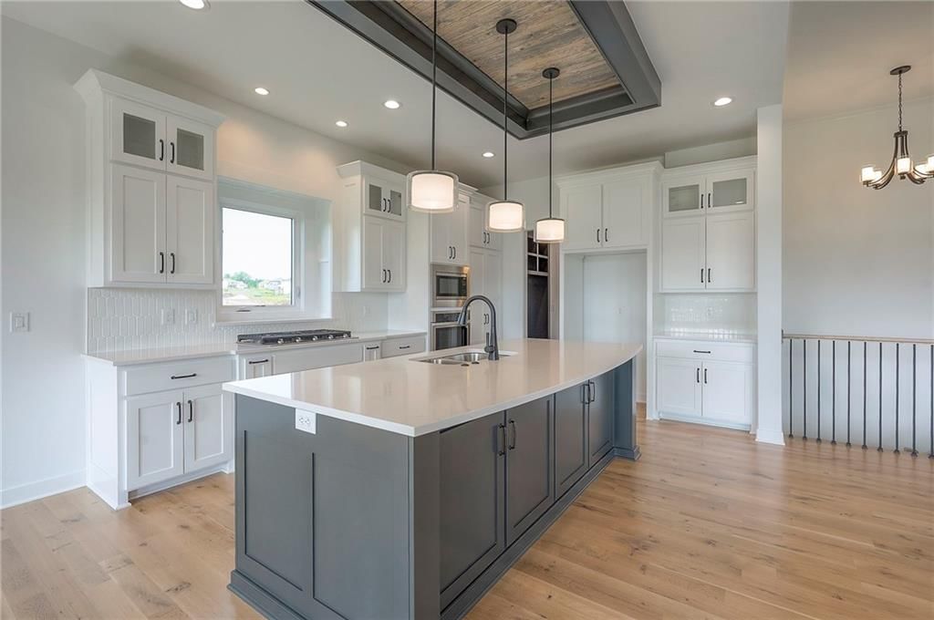 9000 N Clarion Avenue — photo 15