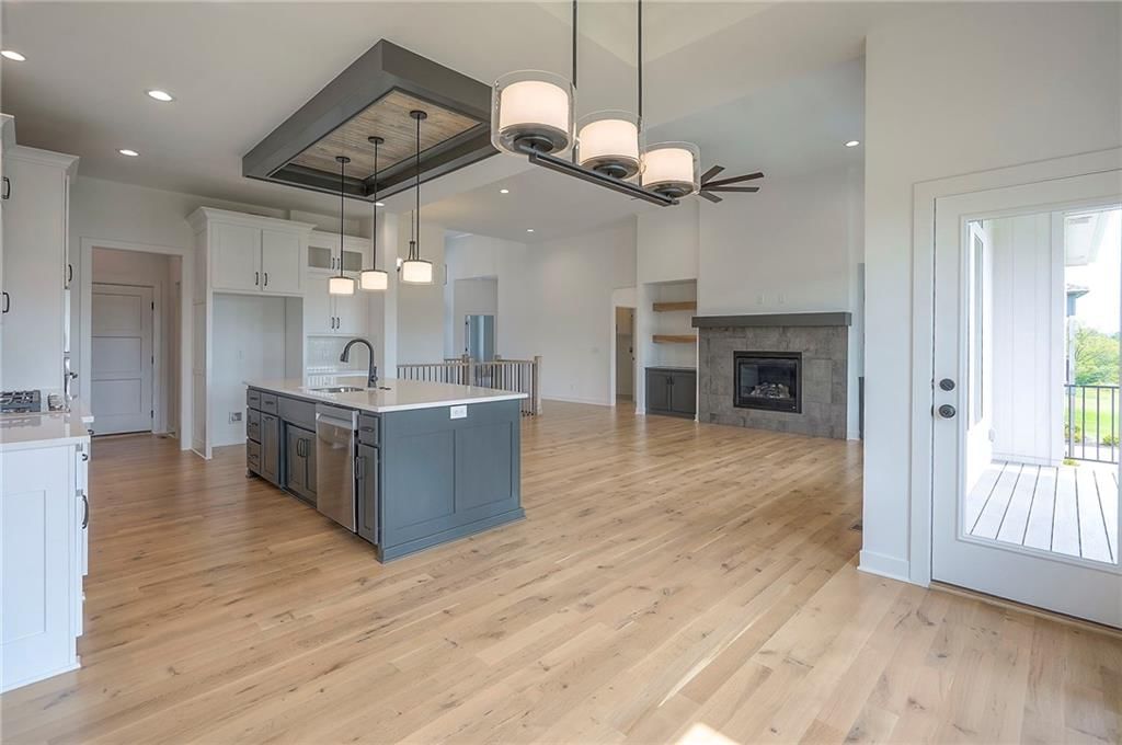 9000 N Clarion Avenue — photo 16