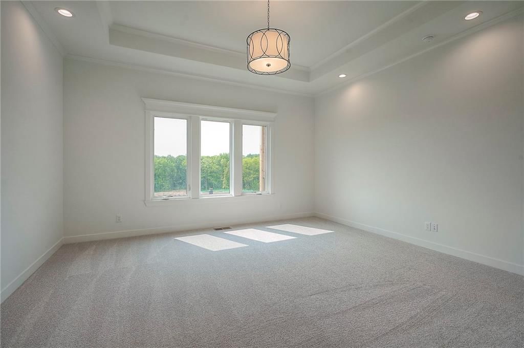9000 N Clarion Avenue — photo 27