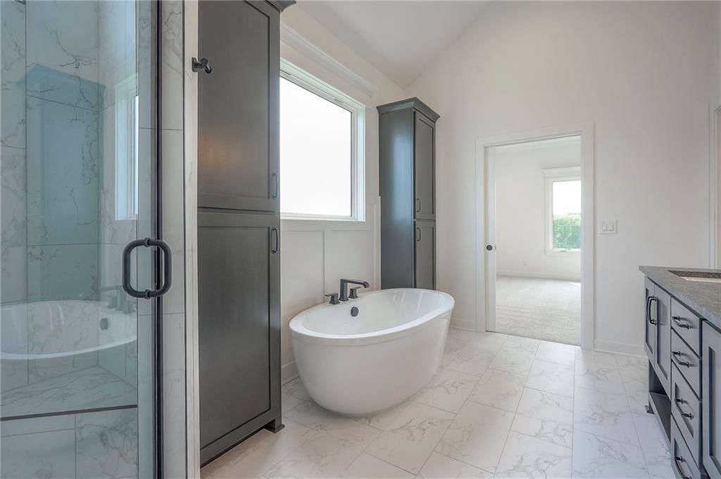 9000 N Clarion Avenue — photo 31