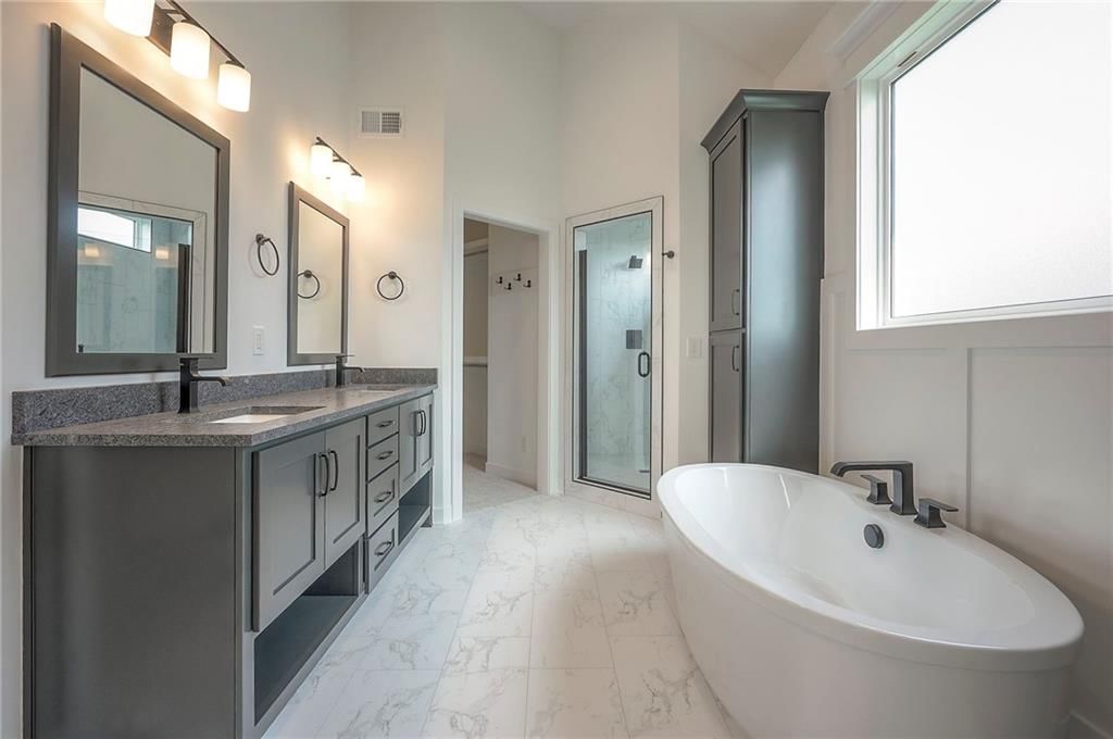 9000 N Clarion Avenue — photo 34