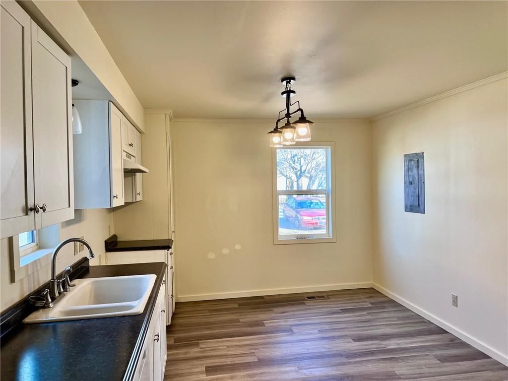 712 W 4th Street — photo 7