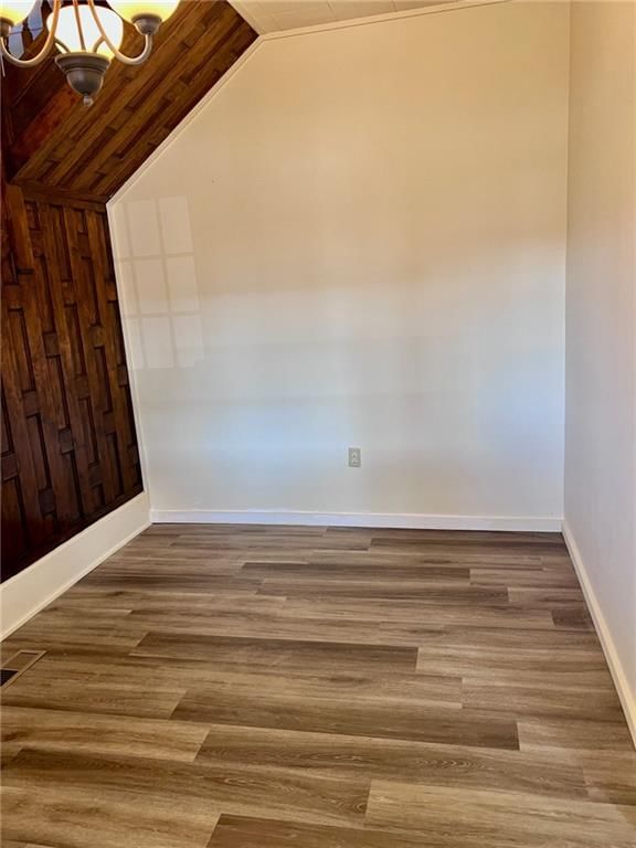 712 W 4th Street — photo 13