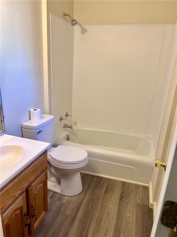 712 W 4th Street — photo 24
