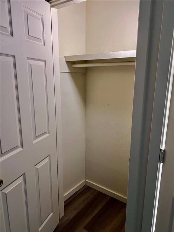 712 W 4th Street — photo 27