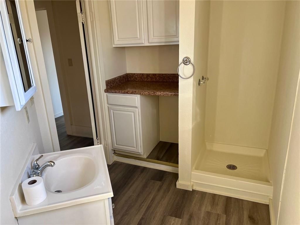 712 W 4th Street — photo 32