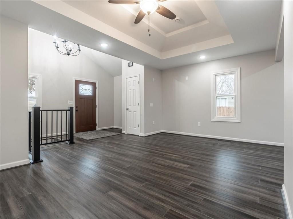 3212 Pickett Road — photo 12